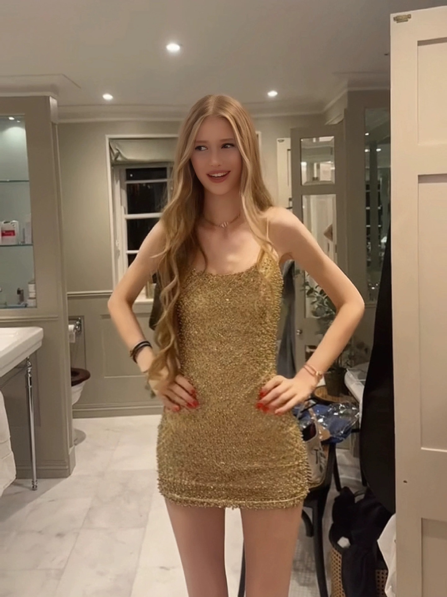 Gaun Mini Bodycon Wanita Berhi - Sparkly Rhinestone Club Party Dress ulasan dan harga